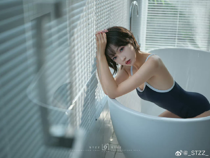 黑色幽默 · 咖啡馆